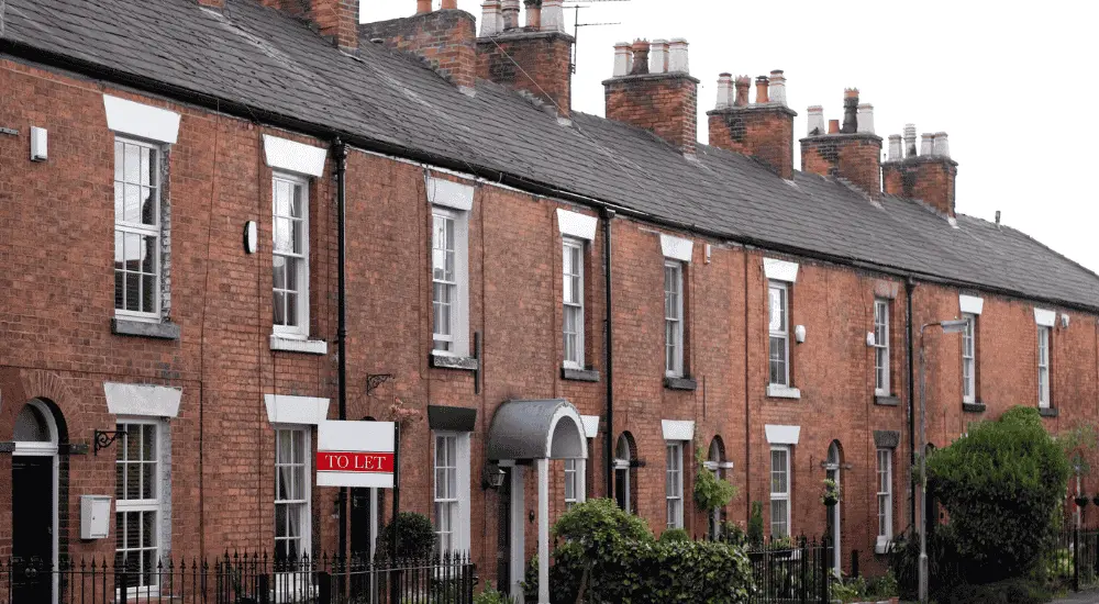 Standing Order vs Direct Debit: Which Is Better for Collecting Rents